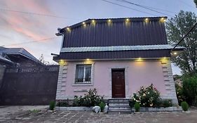 G&S Guest House